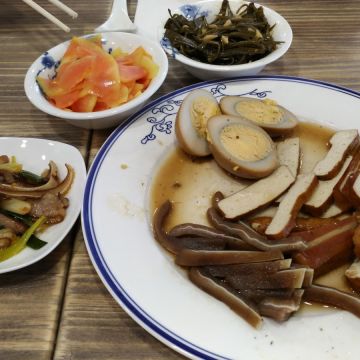 老阿太和孫女的手工小吃鋪