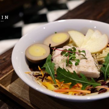 永心鳳茶勤美誠品店 Yonshin Tea & Cake Selection Bar