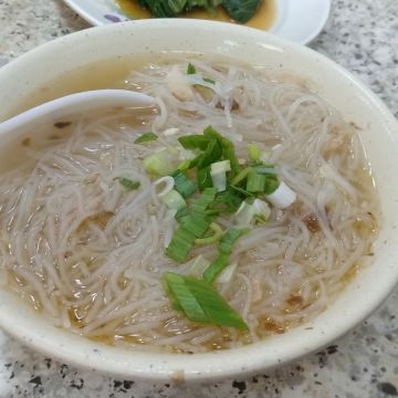 香佳旗魚米粉湯