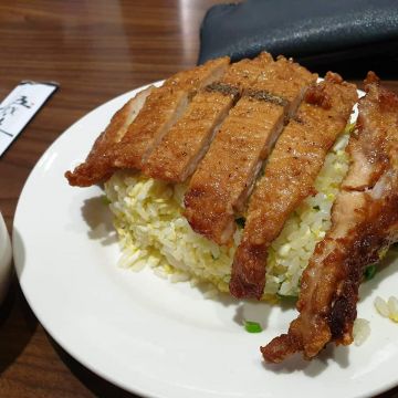 五草車中華食館
