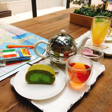 羅得奧商行 Après la Mousson