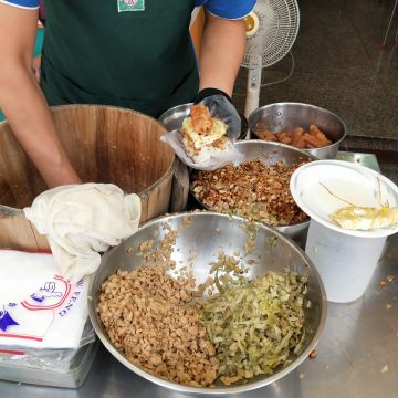 民權路無名飯糰