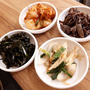 Tigerroar韓虎嘯 微風北車門市