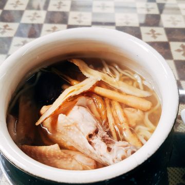 甕仔麵瓦罐煨湯館