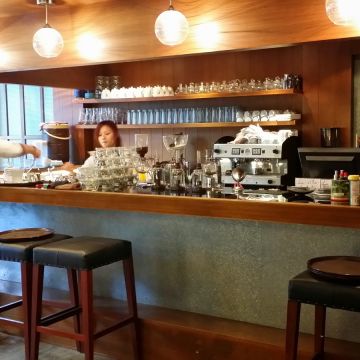 名流水岸慢食藝術館