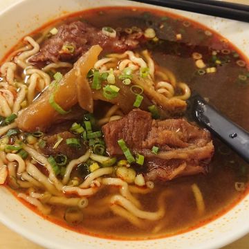 老謝牛肉麵（萬華店）