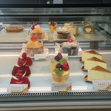 高雄蓮潭國際會館-大廳酒吧