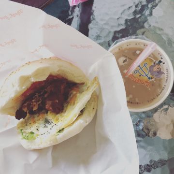 漢堡先生美食吧