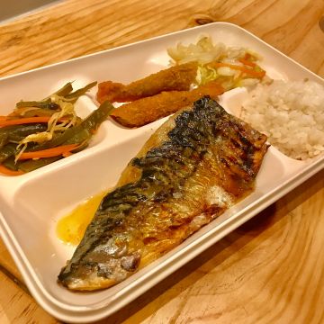 珍品味泰式碳烤（台北信義店）