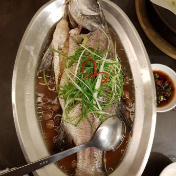 雞老二食補雞湯