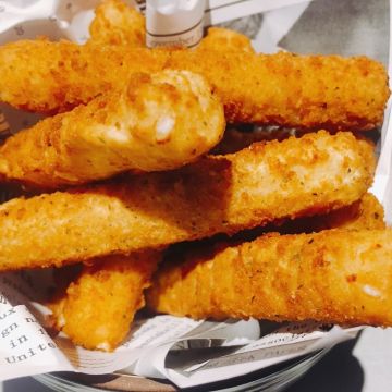 Lovewine葡萄酒專賣店&法式餐廳