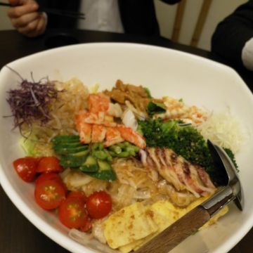 名賀日式小吃店