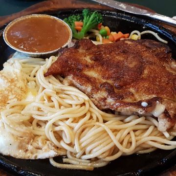 田納希牛排西餐