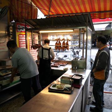 香港榮安燒鴨館