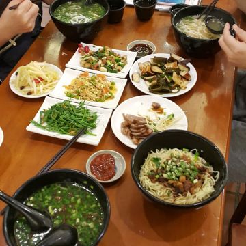 懶得煮客家麵食館