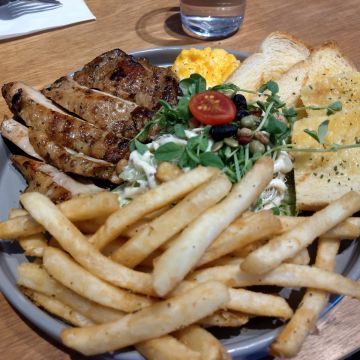 咱們三複合餐坊