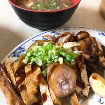 鬍鬚蒸餃之家