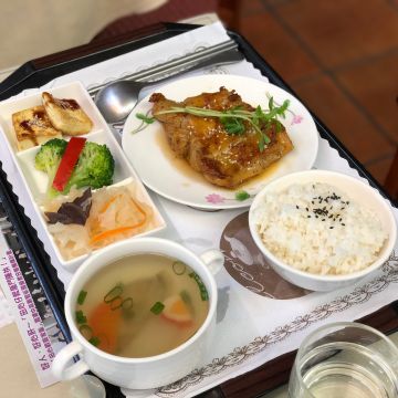 蘭坊複合式咖啡簡餐工作坊