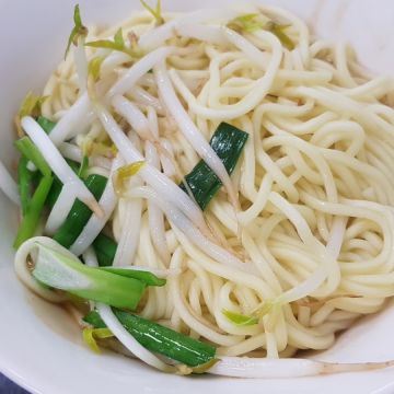 牯嶺油飯．骨仔肉湯