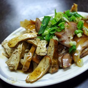小陳牛肉麵（台北信義店）