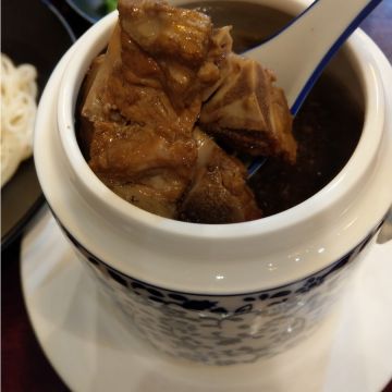 唐太盅養生燉品甜湯 台北行天宮店