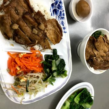 高雄周燒肉飯
