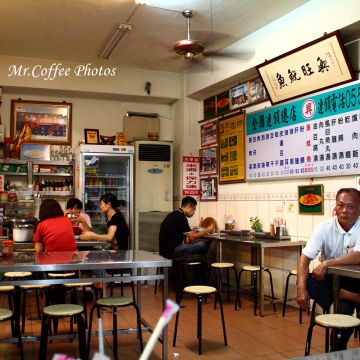 魷魚興嘴吃嘴魷魚羮