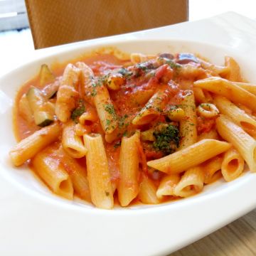 義式庭園蔬食餐廳 TRiO