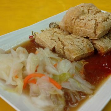 金麵線臭豆腐 Taiwan Dellcius