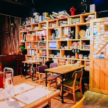 鐵木匠複合式餐廳