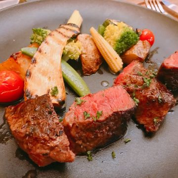 馬多尼生活餐坊