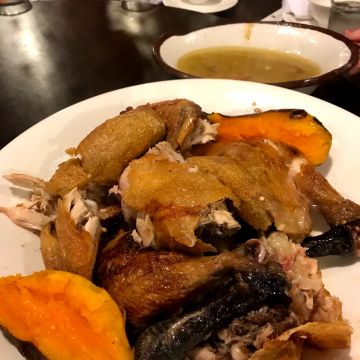 山姐姐山野菜 桶仔雞