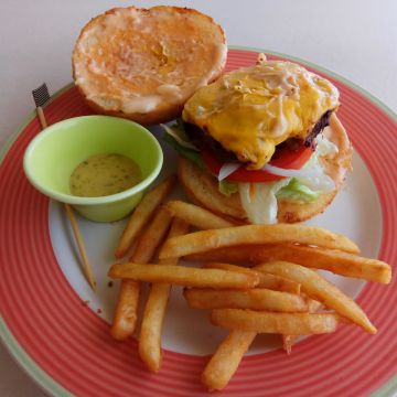 拉赫蒂歐法輕食 L’entr’ee Café