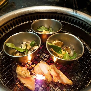 七輪燒肉本舖（鼓山店）