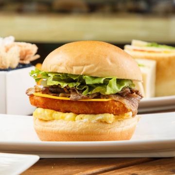 九點零一分.Brunch