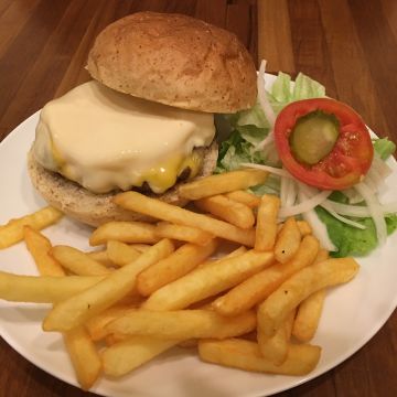 小餐桌 La Petite Table