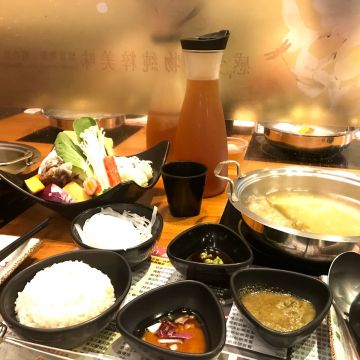 檸檬香草火鍋專賣店 高雄五甲店