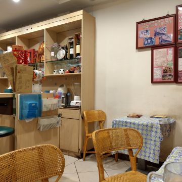 彩色果泡沫紅茶