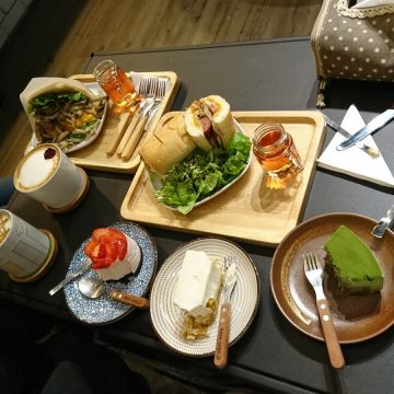 焙窩手工甜點 À ma façon Café & Dessert