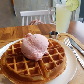 彩虹味義式手感冰淇淋