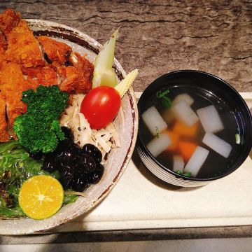 凌晨食刻×熊屋