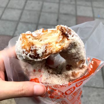 台灣人ㄟ脆皮鮮奶甜甜圈-Taiwanese donuts