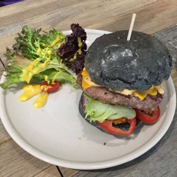 二本咖啡 URBAN CAFE