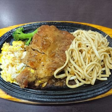 首戶牛排（新竹北區店）