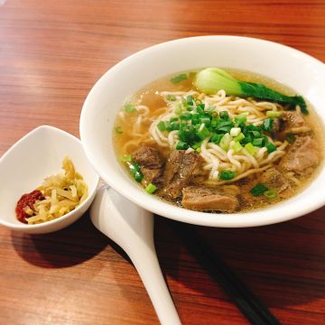 中研號牛肉麵專賣店