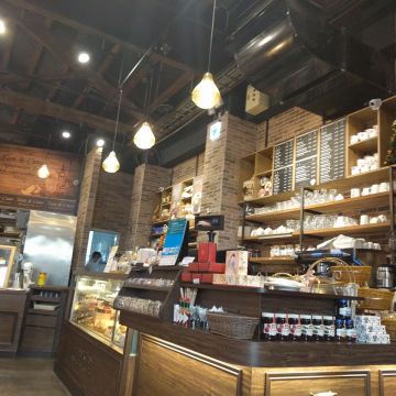 TAN & CIAO Afternoon Tea