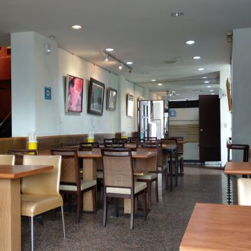 周氏蝦捲（左營店）