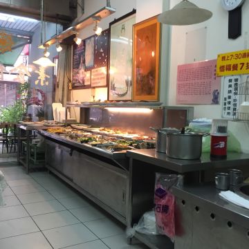 久城素食自助餐