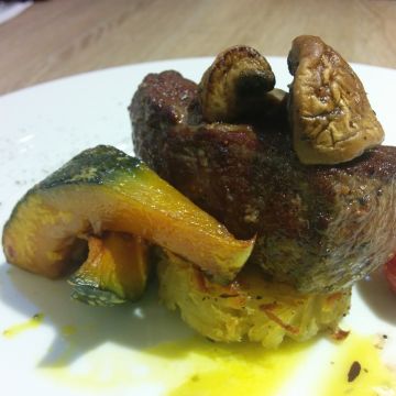 素天下時尚麵館