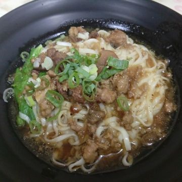 瓦瓦舍麵食館
